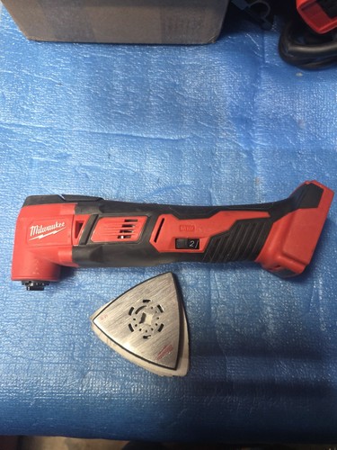 Milwaukee 2626 m18 18v - milwaukee,